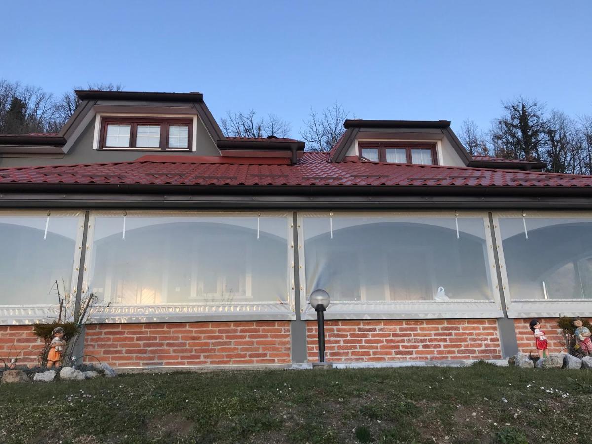 Апартаменты Kuca Za Odmor Magdalena&V Крапина Экстерьер фото